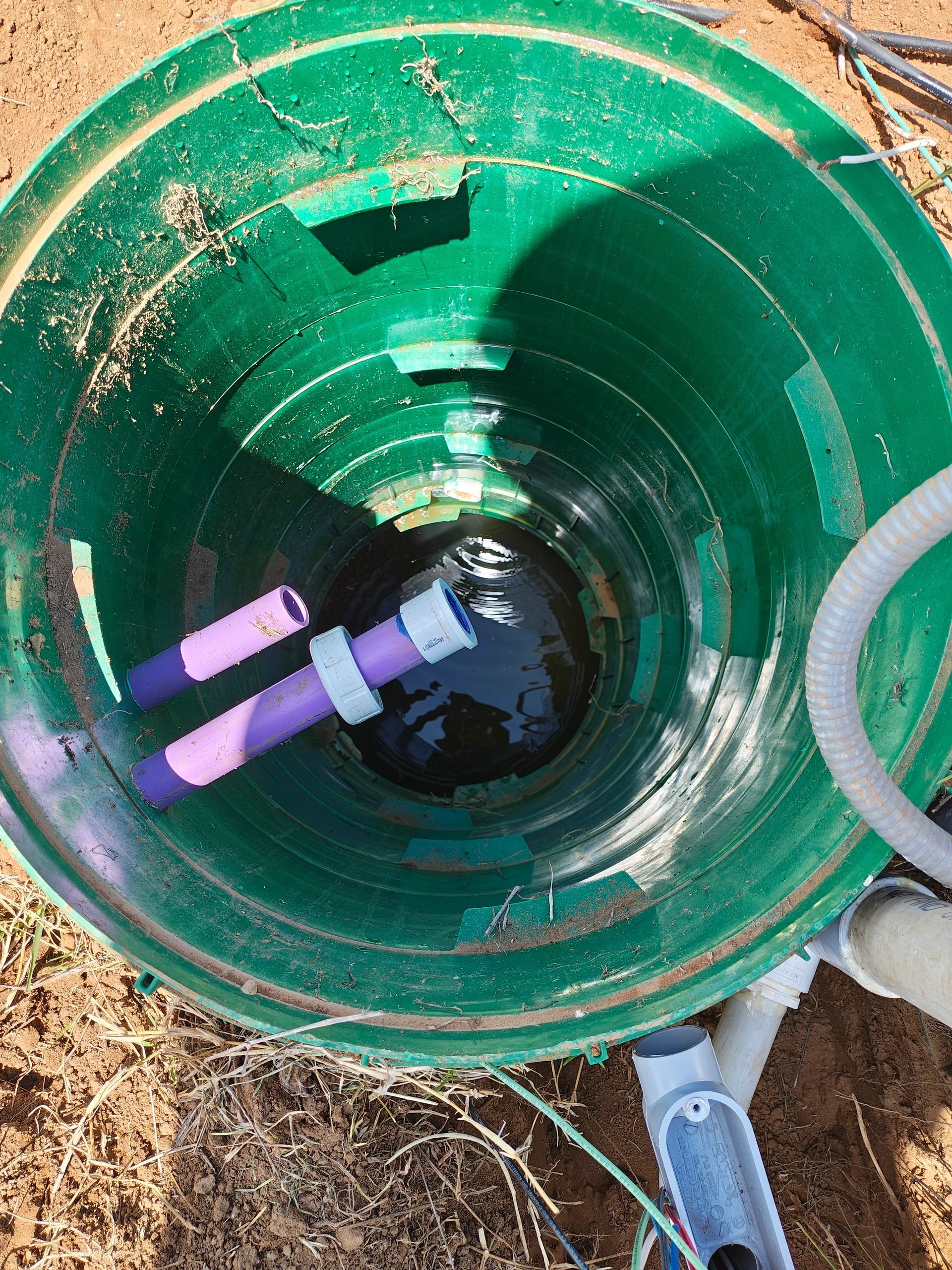 Aerobic septic system interior components